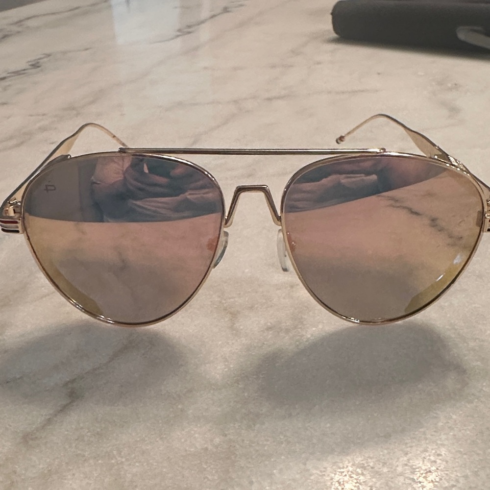 Prive Revaux Gold Aviator Sunglasses with Pink Lenses w Case - Picture 2 of 11